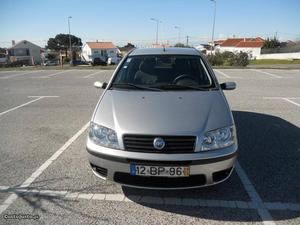 Fiat Punto 1.3 JTD Maio/06 - à venda - Ligeiros