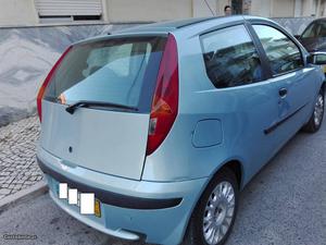 Fiat Punto v 80cv Junho/01 - à venda - Ligeiros