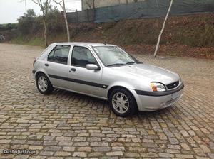 Ford Fiesta 1.2 5 PORTAS Maio/00 - à venda - Ligeiros