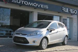 Ford Fiesta 1.4 TDCI Titanium Novembro/10 - à venda -