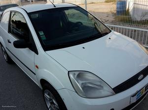 Ford Fiesta 1.4 TDCI van 09 Setembro/04 - à venda -