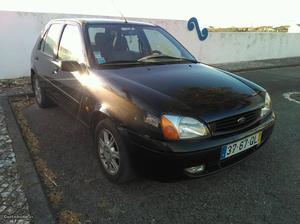 Ford Fiesta Ghia Outubro/00 - à venda - Ligeiros