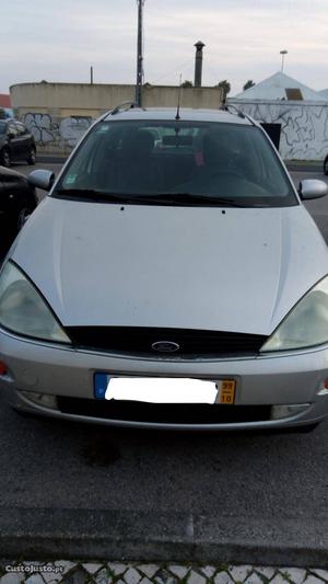 Ford Focus focus sw ghia 1.6 Outubro/99 - à venda -