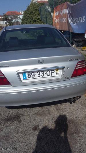 Honda Accord 1.8 vitec Dezembro/99 - à venda - Ligeiros