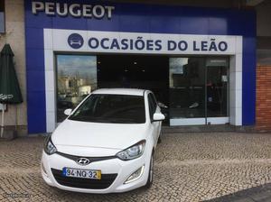 Hyundai i Urban Ocasião Abril/13 - à venda -