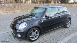 MINI Cooper 1.6Diesel 97 Mil Kms Abril/07 - à venda -