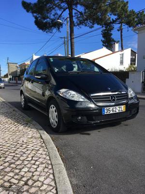 Mercedes-Benz A 150 Classic Janeiro/05 - à venda - Ligeiros