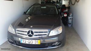 Mercedes-Benz C 200 Avangard Maio/10 - à venda - Ligeiros