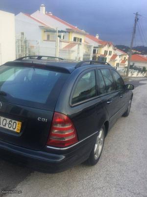 Mercedes-Benz C 220 elegance Junho/01 - à venda - Ligeiros