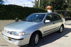 Nissan Almera 1.4steel km Outubro/99 - à venda -