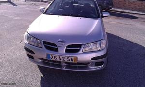 Nissan Almera 1.5 Qx o de luxo Julho/01 - à venda -