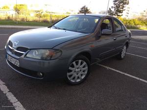 Nissan Almera 1.5Dci Pele/AC/Je Janeiro/03 - à venda -