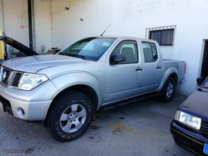 Nissan Navara 2.5 Dci Setembro/06 - à venda - Pick-up/