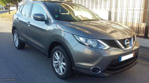 Nissan Qashqai 1.5 dci 110cv Fevereiro/14 - à venda -