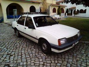 Opel Ascona 1.6D GL Julho/85 - à venda - Ligeiros