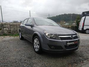 Opel Astra 1.3 CDTI Cosmo Outubro/06 - à venda - Ligeiros