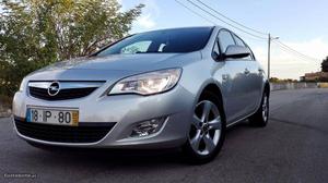 Opel Astra 1.7 CDTI Cosmo Dezembro/09 - à venda - Ligeiros