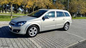 Opel Astra Carav 1.9 CDTI 150CV Novembro/05 - à venda -