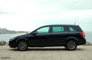 Opel Astra Caravan 110cv 107mkm Fevereiro/10 - à venda -