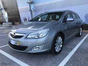 Opel Astra S/T COSMO Ecoflex Abril/11 - à venda - Ligeiros
