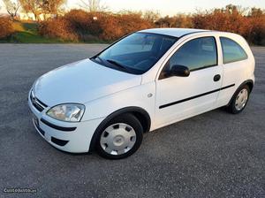 Opel Corsa 1.3 CDTI VAN Outubro/03 - à venda - Comerciais /