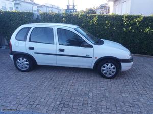 Opel Corsa 1.5 d 5 lug. isuso Janeiro/99 - à venda -