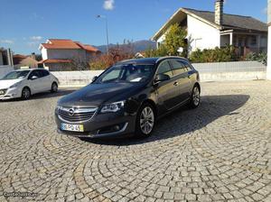 Opel Insignia 2.0CDTi Sport Tourer Junho/15 - à venda -