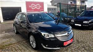 Opel Insignia ST Xénon e GPS Maio/14 - à venda - Ligeiros