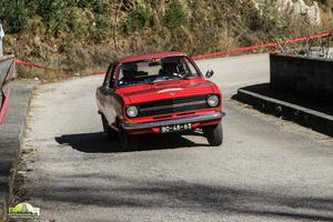 Opel Kadett ls Fevereiro/80 - à venda - Ligeiros