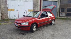 Peugeot D Março/98 - à venda - Ligeiros