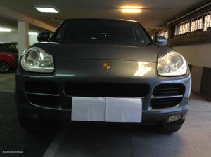 Porsche Cayenne S Outubro/03 - à venda - Monovolume / SUV,