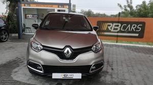 Renault Captur 0.9TCE EXCLUSIVE Maio/15 - à venda -