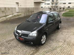 Renault Clio 1.2 Billabong Novo Abril/03 - à venda -