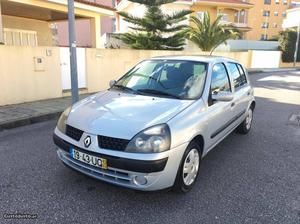 Renault Clio 1.2 EXPRESION Fevereiro/03 - à venda -
