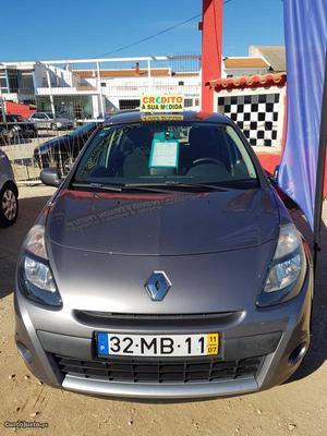 Renault Clio 1.5 Gasóleo Julho/11 - à venda - Ligeiros