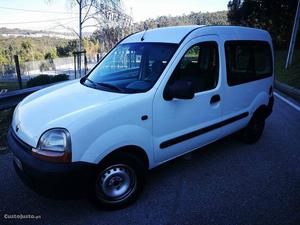 Renault Kangoo 1.2i 5 lugares Novembro/01 - à venda -