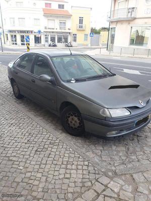 Renault Laguna 95 Fevereiro/95 - à venda - Ligeiros