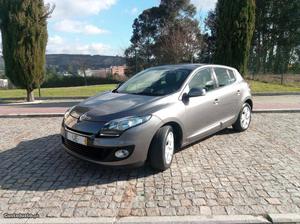 Renault Mégane 1.5 dCi 110cv Novembro/13 - à venda -