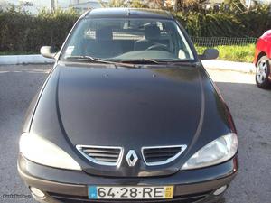 Renault Mégane 1.9 dci,a.c,EUR Junho/01 - à venda -