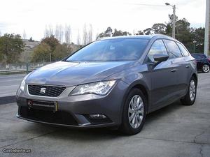 Seat Leon ST 1.6 TDI Style Junho/16 - à venda - Ligeiros