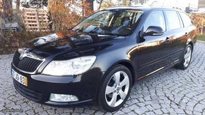 Skoda Octavia 1.6 Tdi Sportline Junho/10 - à venda -