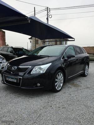 Toyota Avensis SW 2.2 D-CAT Dezembro/09 - à venda -