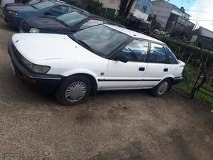 Toyota Corolla liftback Dezembro/87 - à venda - Ligeiros