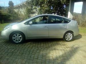 Toyota Prius 1.5 VVT-I CX AUTO Abril/06 - à venda -