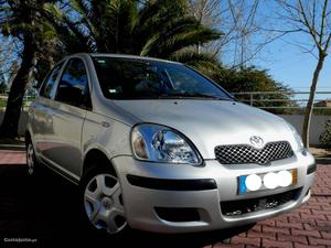 Toyota Yaris 1.0 A/C C/Novo Maio/03 - à venda - Ligeiros