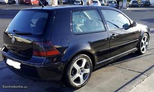 VW Golf 150 tdi bancos em pele reccaro Outubro/01 - à venda