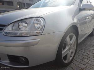 VW Golf 2.0 tdi Janeiro/05 - à venda - Ligeiros