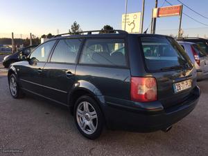 VW Passat 1.9 Tdi Highline Junho/00 - à venda - Ligeiros