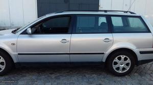 VW Passat 1.9 tdi110 cv c/Nova Agosto/99 - à venda -
