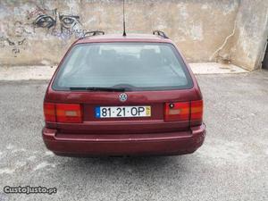 VW Passat Variant 1.9 TDI Janeiro/94 - à venda - Ligeiros